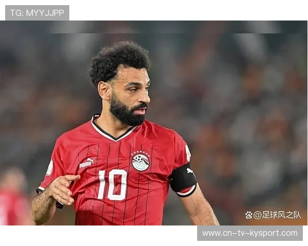 利物浦射门训练营:萨拉赫带队做门前抢点练习