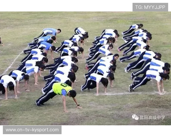 教师招聘时间短促，成都考生跑步引发反思