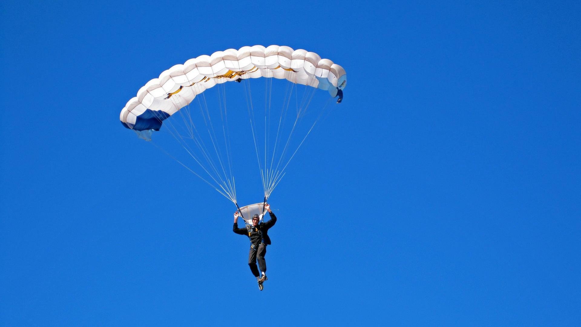 曼联冬窗引援传闻:安德森成谈判核心,曼联安德森全名